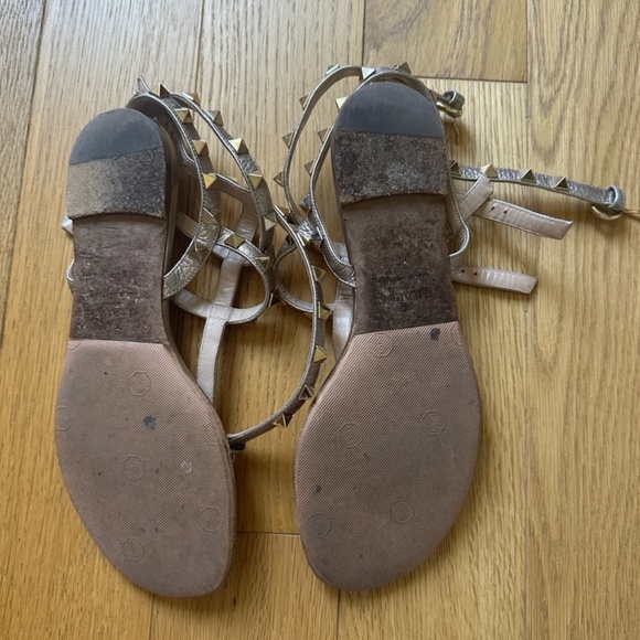 Valentino Rockstud Sandals - Picture 6 of 6